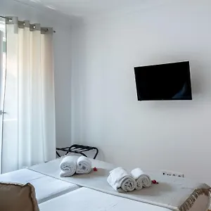 Cozy Avenida Pensión